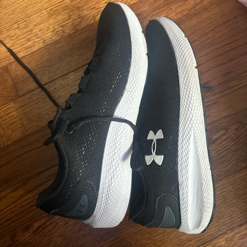 Under amour volleyball shoes